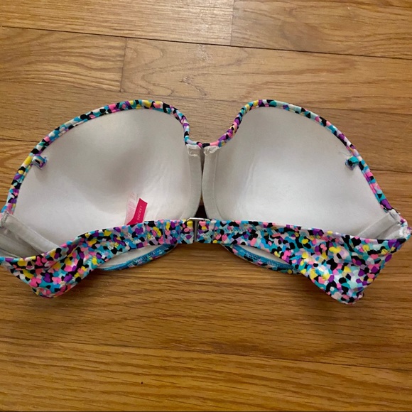 Victoria’s Secret Bikini Top - Picture 2 of 4